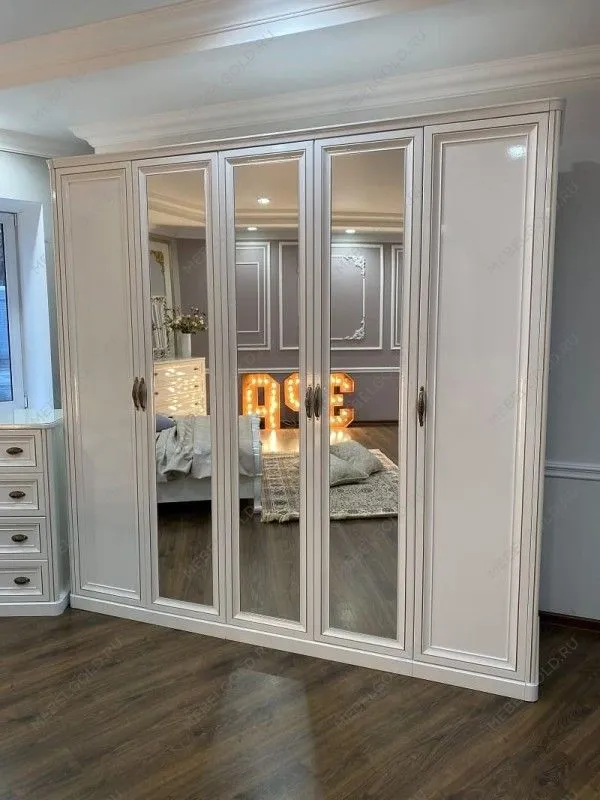 Шкаф Натали 3-дверный (2+1) с зеркалом белый глянец | изображение 3